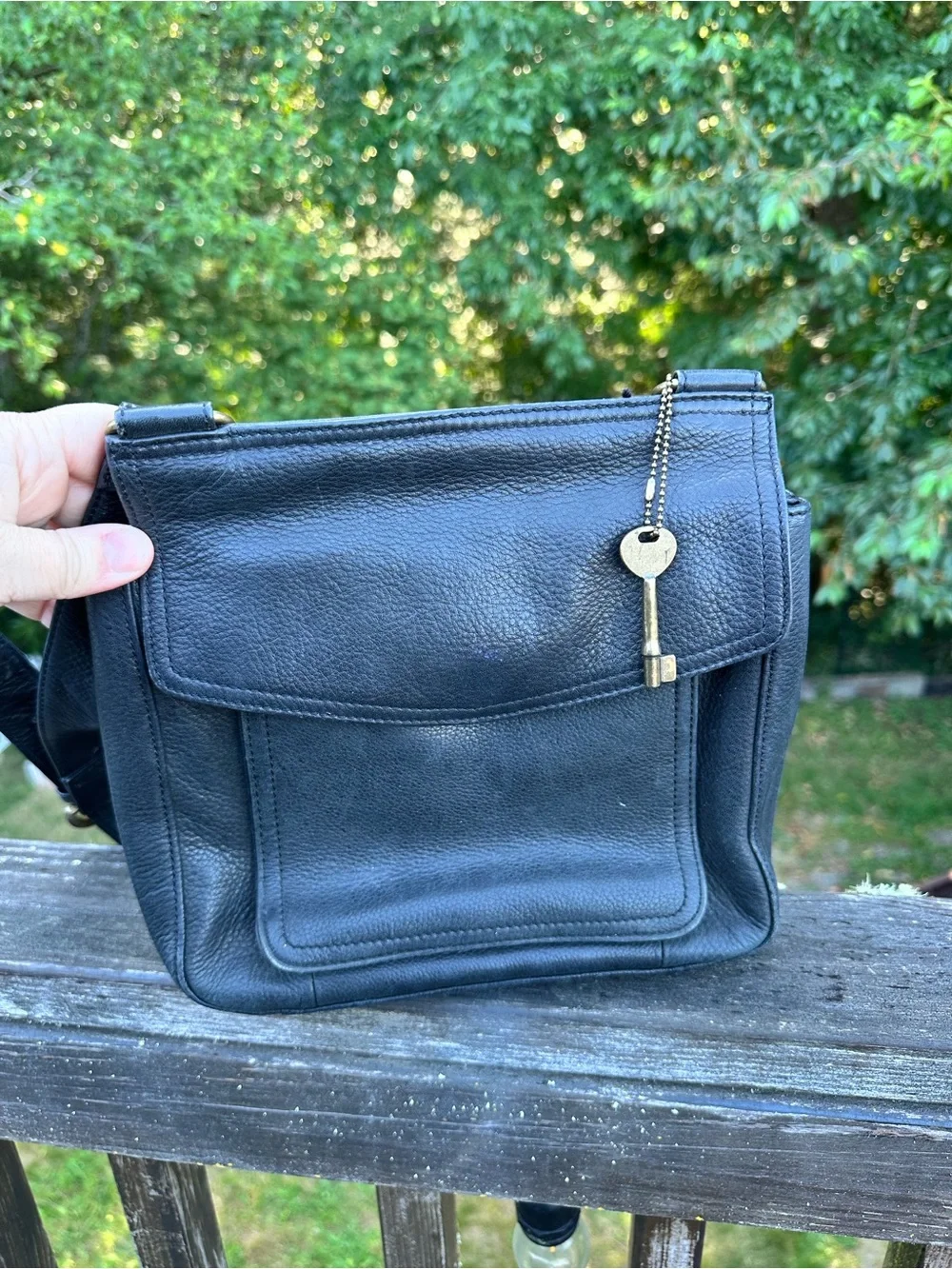 Black Leather Crossbody Bag - Fossil brand